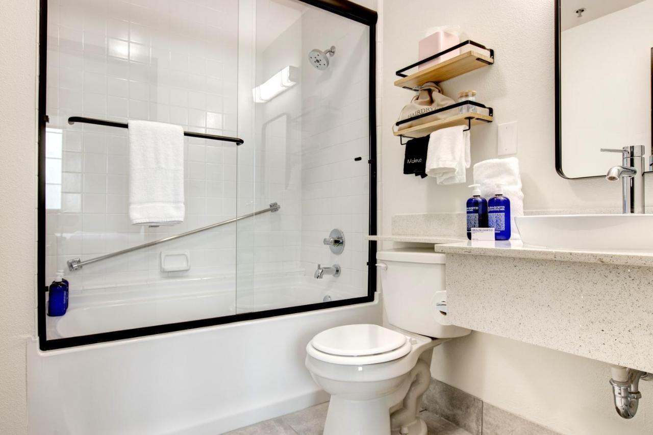 Elwood Hotel & Suites Lexington Esterno foto